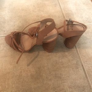 Schutz Nude Block Heel Size 8